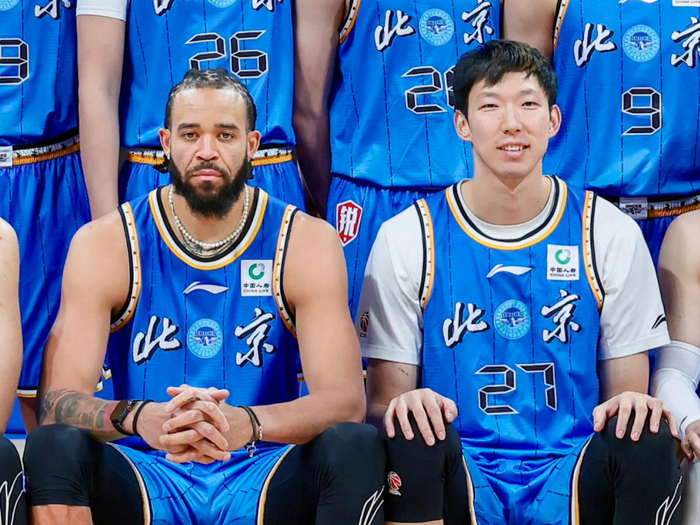 云开官网-北京送四川24连败！周琦4中4砍11+7 麦基首秀12+6+3低开高走秀暴扣|卡迪姆赛|方硕|贝利|陈盈骏|贾维尔-麦基_新浪体育_新浪新闻