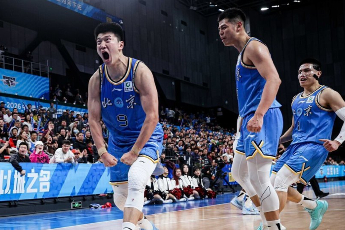 云开官网-北京送四川24连败！周琦4中4砍11+7 麦基首秀12+6+3低开高走秀暴扣|卡迪姆赛|方硕|贝利|陈盈骏|贾维尔-麦基_新浪体育_新浪新闻