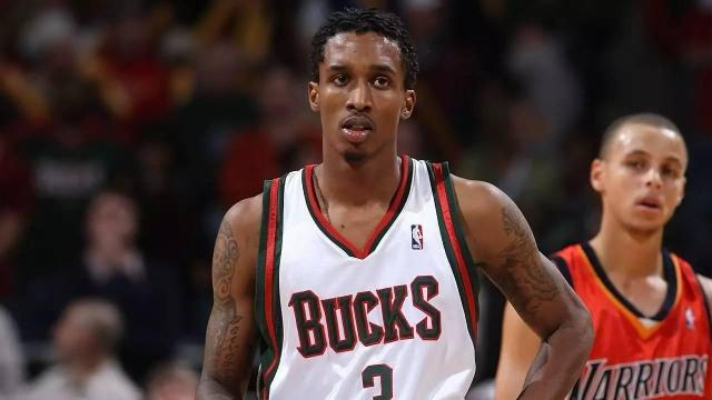 yunkai体育-别跟钱过不去！盘点NBA历史上的那些丹尼斯·施罗德