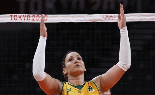 【夜读】中国田径惊喜不断，刘诗颖一掷定乾坤