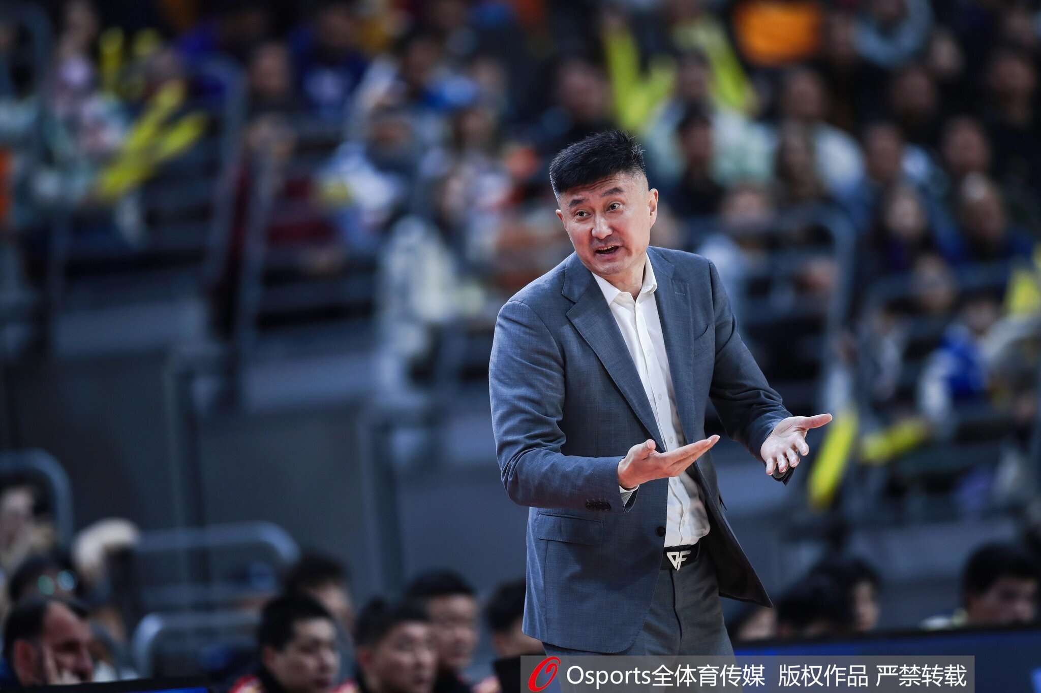 yunkai体育-媒体人：杜锋采访阴阳对手目的性太明显 单论真诚许利民做得挺好
