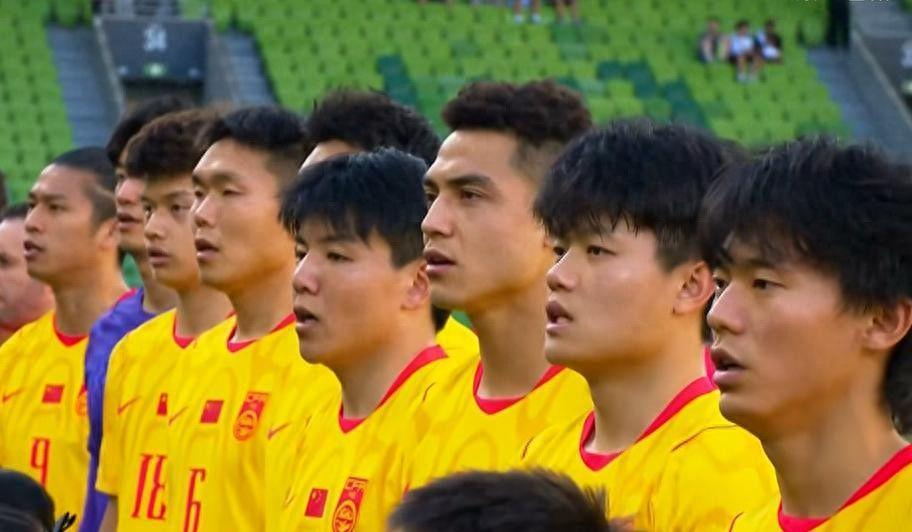云开官网-国足0-2连夜洗牌!邵佳一承认翻车,3国脚基本出局,11人框架已定