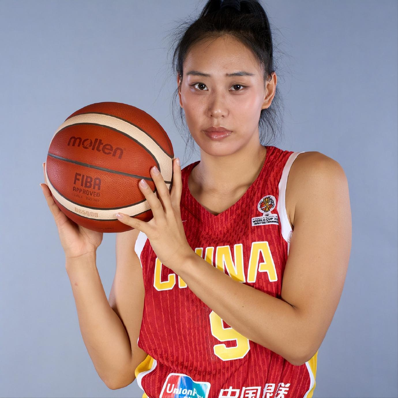yunkai体育-WCBA：杨舒予无缘四强，刘禹彤空砍16+12，王思雨12分晋级