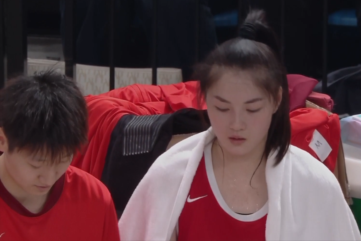 yunkai体育-WCBA：杨舒予无缘四强，刘禹彤空砍16+12，王思雨12分晋级